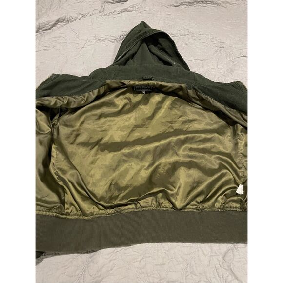 NECA Twilight Bella’s Green Jacket Large Rare New Moon - Picture 8 of 9